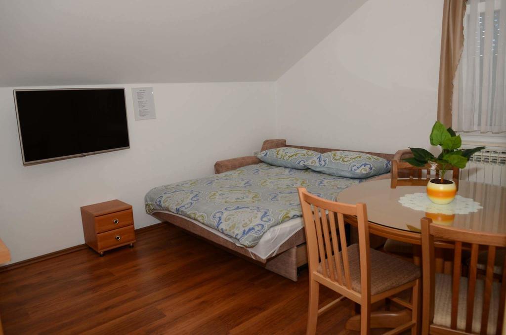 Apartments Villa Split คราพินสเก ทอปลิตเซ ภายนอก รูปภาพ