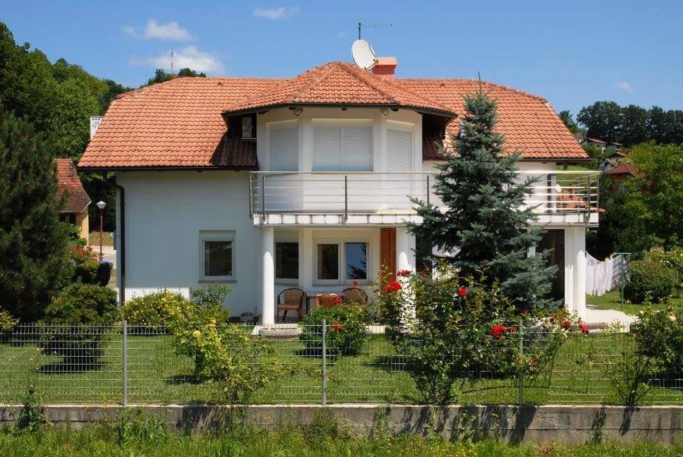 Apartments Villa Split คราพินสเก ทอปลิตเซ ภายนอก รูปภาพ